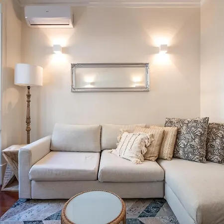 Akicity Saldanha White Lisbon