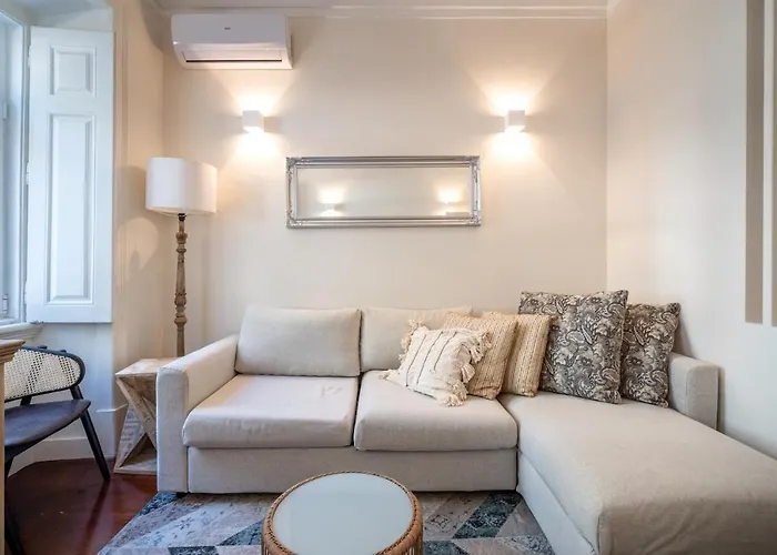 Akicity Saldanha White Lisboa