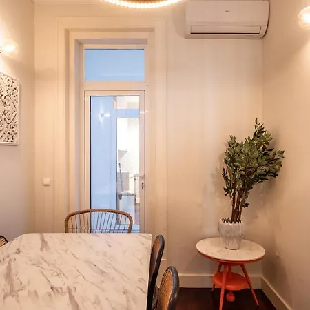 Akicity Saldanha White דירה